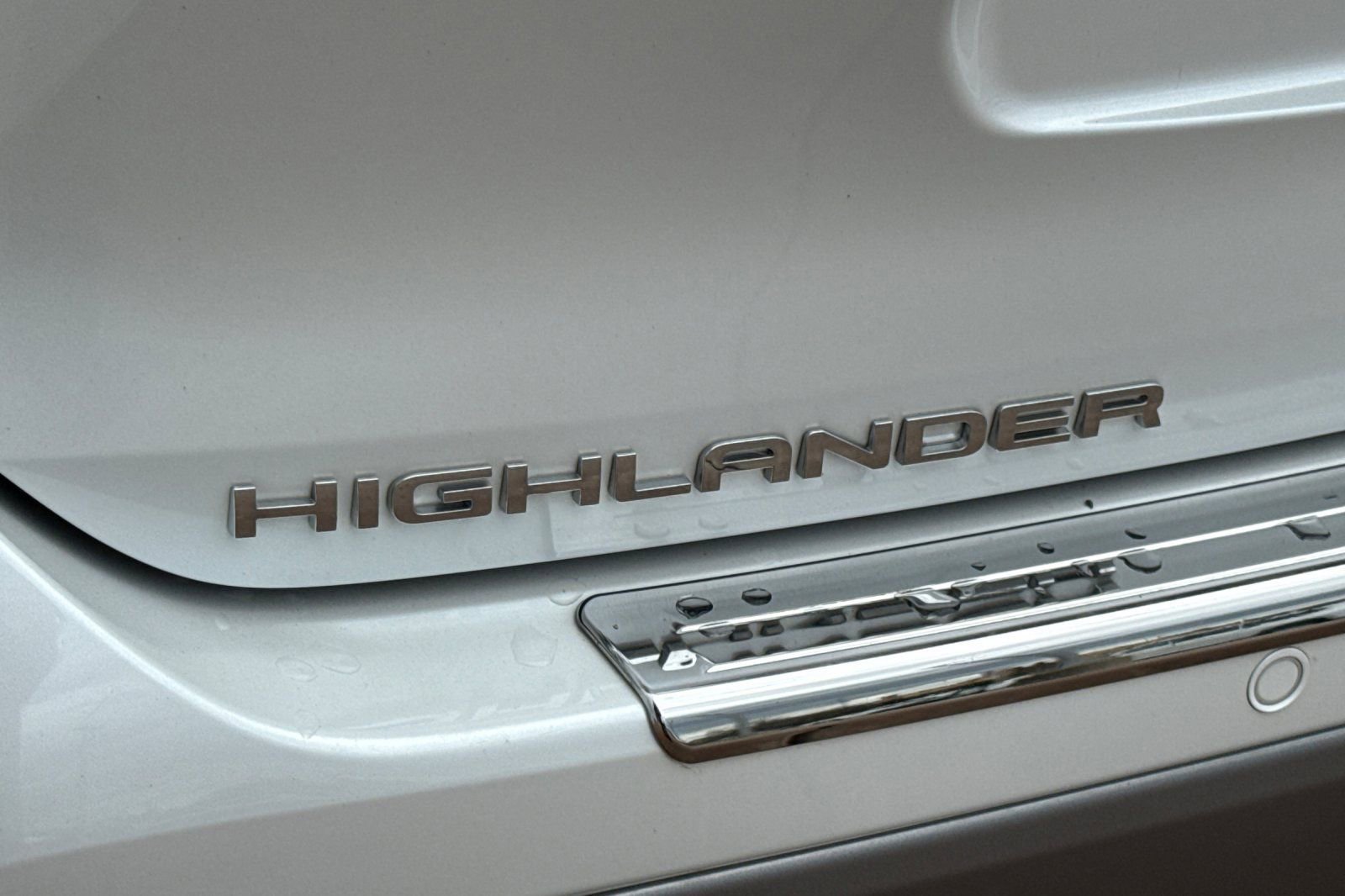 Used 2024 Toyota Highlander Platinum image 33