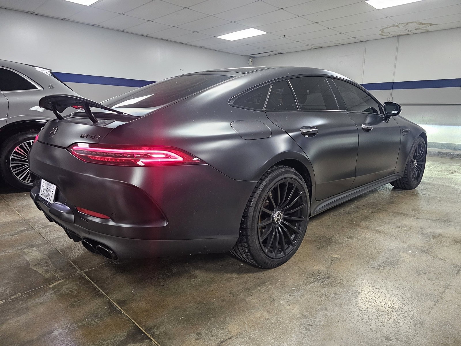 Used 2022 Mercedes-Benz AMG GT 43 image 3