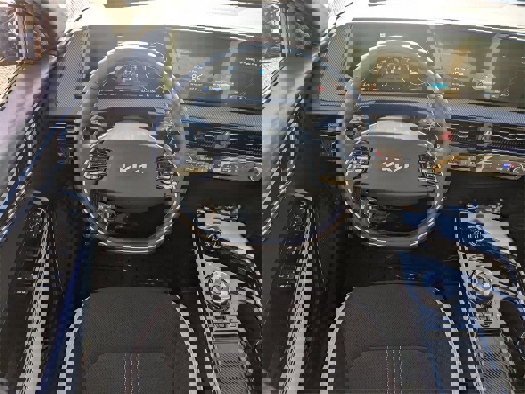 Used 2022 Kia EV6 GT-Line w/ GT-Line Suede Seat Package image 15