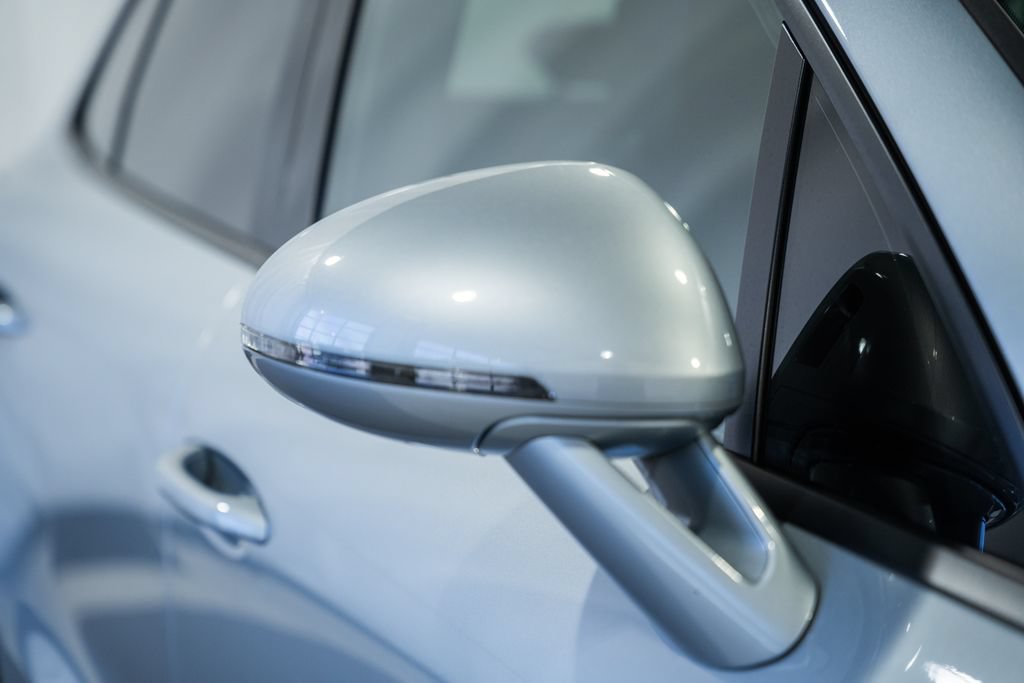Used 2022 Porsche Macan AWD/4WD image 13