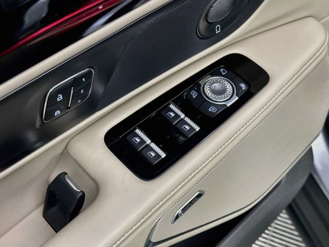 Used 2025 Lincoln Nautilus Reserve AWD/4WD image 18