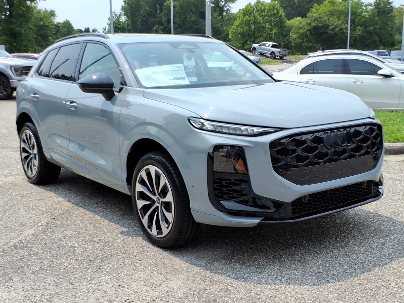 New 2026 Audi Q3 quattro 2.0T AWD/4WD image 5