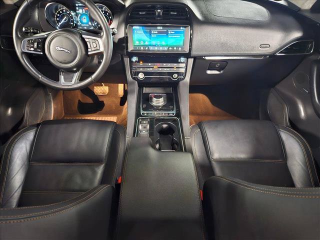 Used 2020 Jaguar F-PACE Prestige AWD/4WD image 18