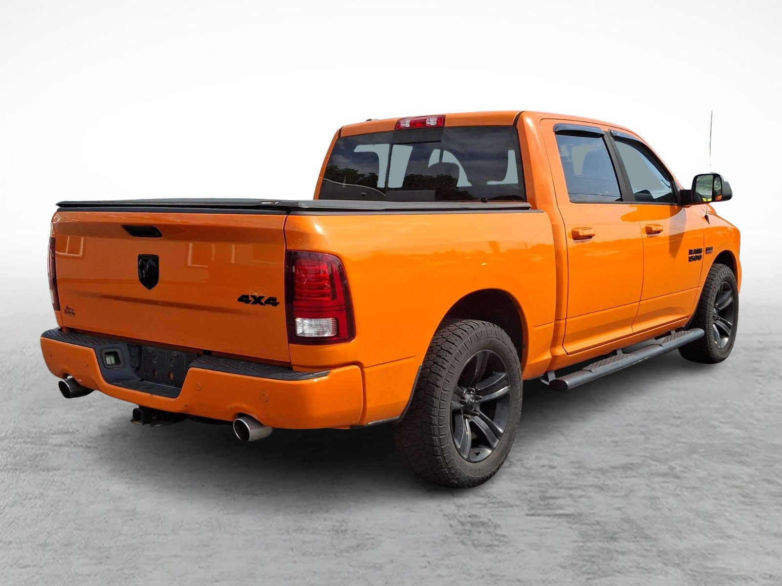 Used 2015 RAM 1500 Sport w/ Ignition Orange Sport Package AWD/4WD image 6