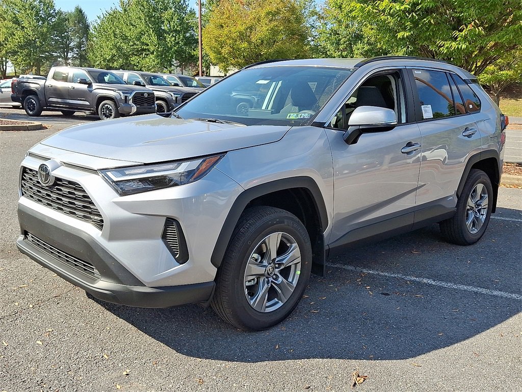 New 2025 Toyota RAV4 XLE image 2