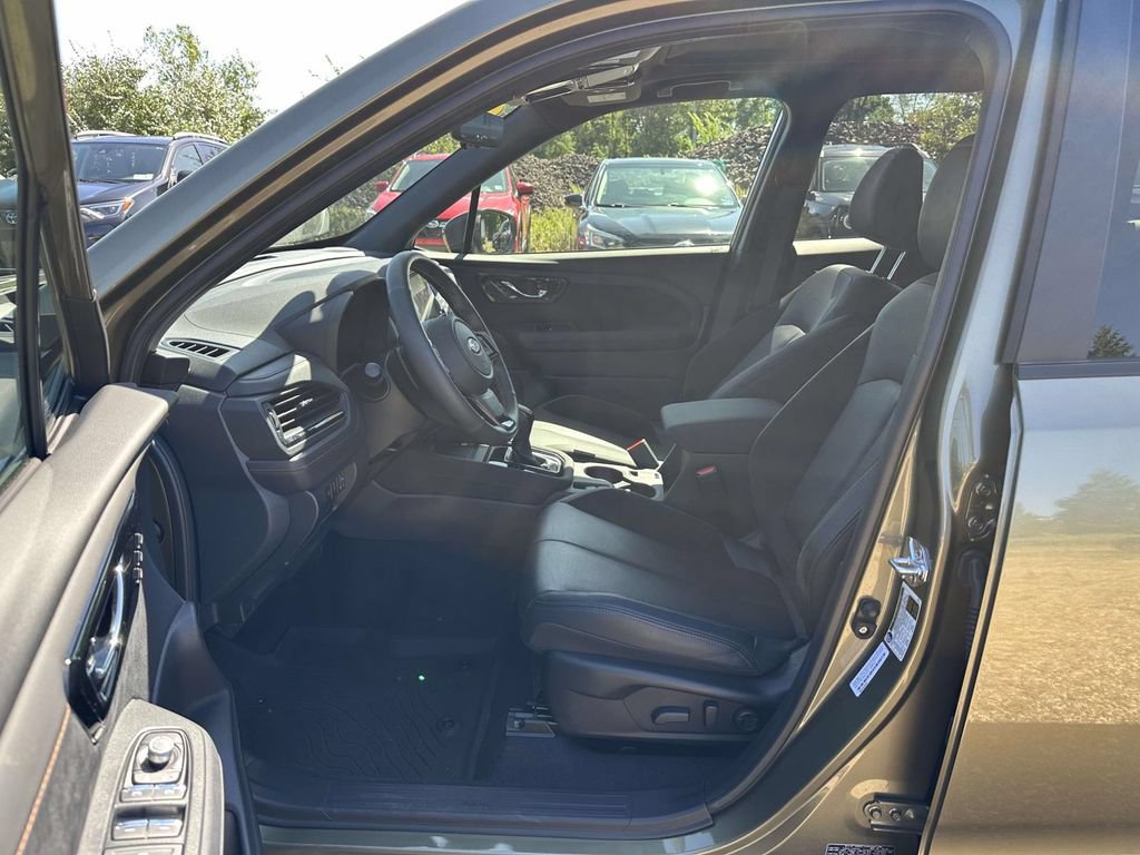 Certified 2025 Subaru Forester Touring AWD/4WD image 16
