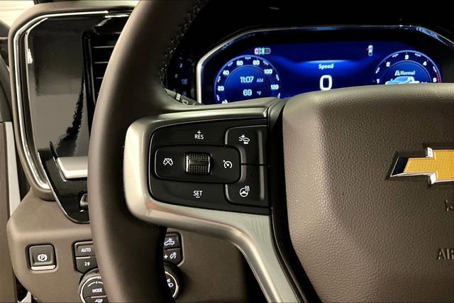 Used 2025 Chevrolet Silverado 2500 LTZ w/ LTZ Convenience Package AWD/4WD image 26