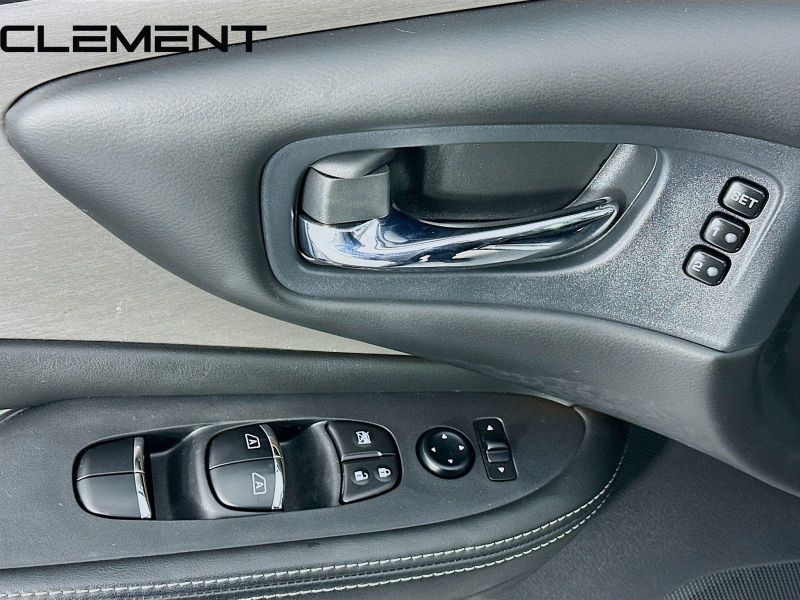 Used 2020 Nissan Murano SL image 27