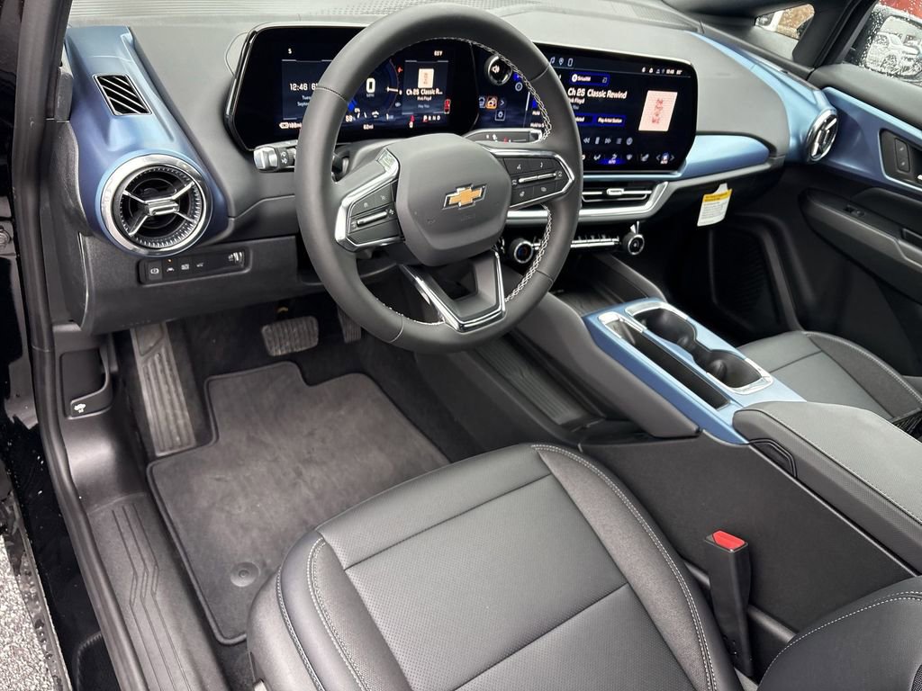 New 2026 Chevrolet Equinox EV LT image 12