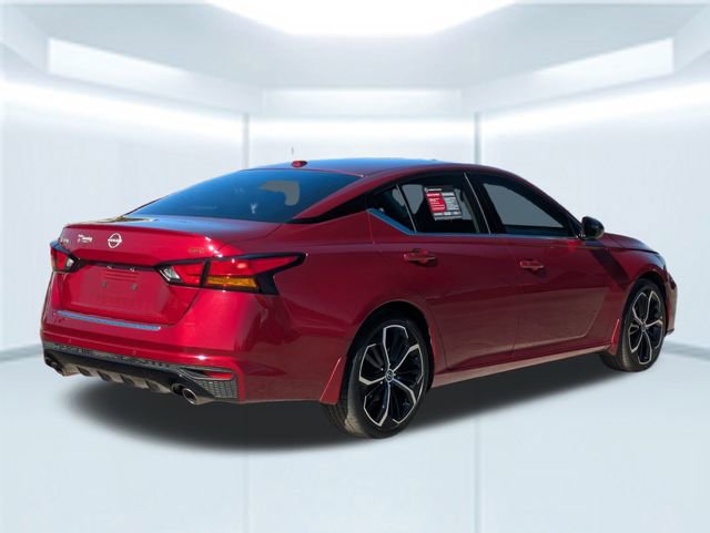 Used 2023 Nissan Altima 2.5 SR w/ SR Premium Package image 6
