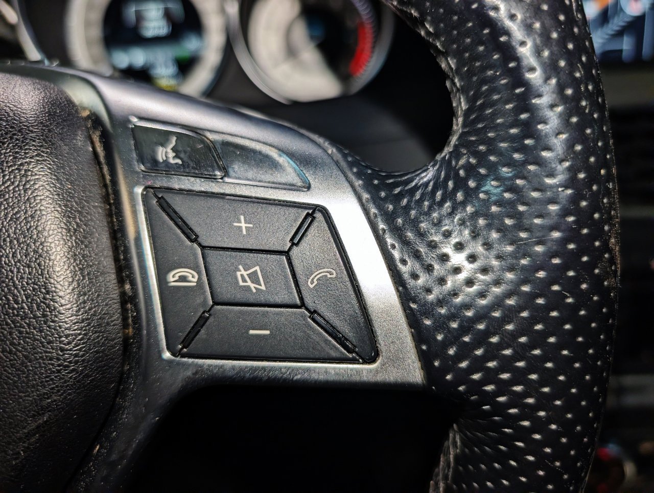 Used 2013 Mercedes-Benz C 300 4MATIC Sedan image 45