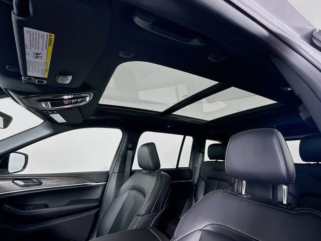 New 2025 Jeep Grand Cherokee Limited image 22