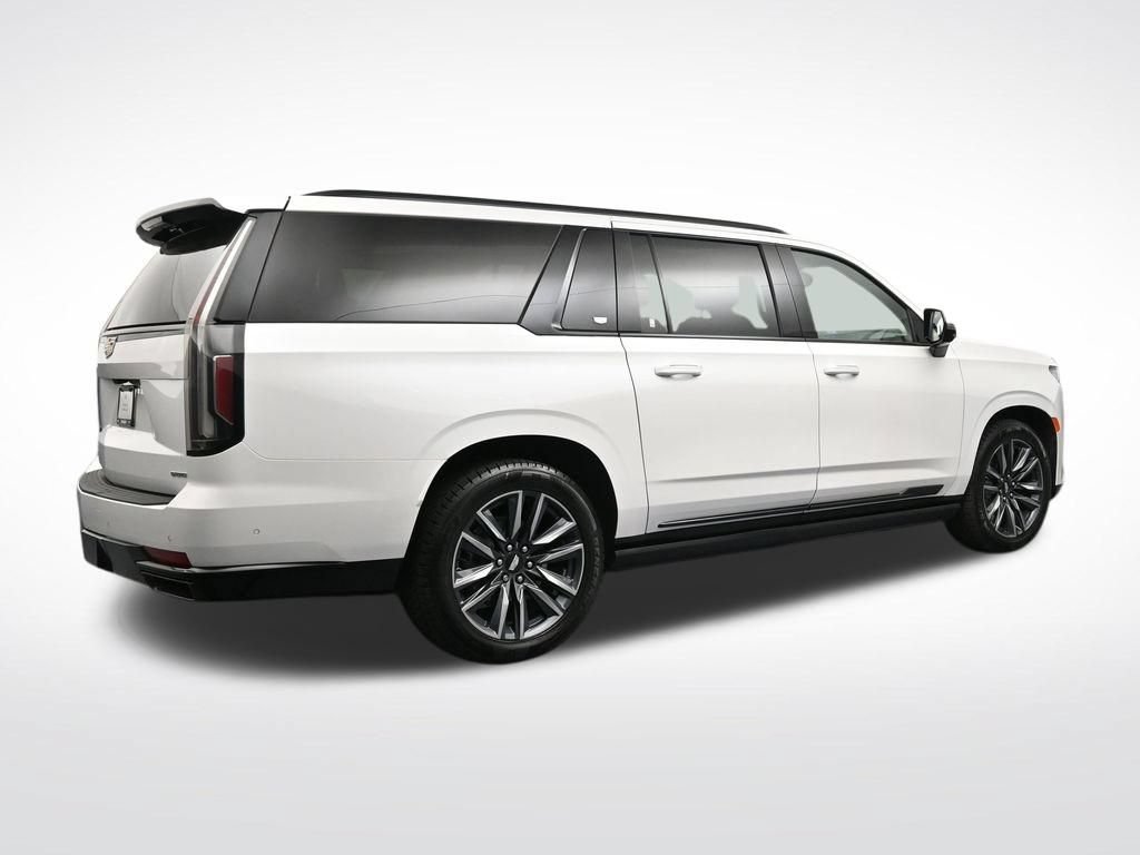 Certified 2022 Cadillac Escalade ESV Sport w/ Touring Package AWD/4WD image 5