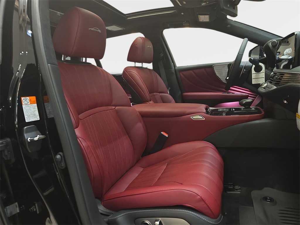 New 2026 Lexus LS 500 AWD image 10