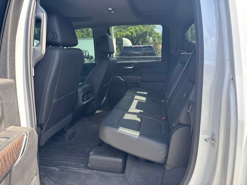 Used 2022 GMC Sierra 3500 Denali AWD/4WD image 8