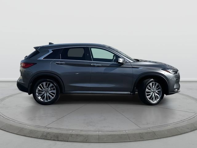 Certified 2025 INFINITI QX50 Luxe image 3