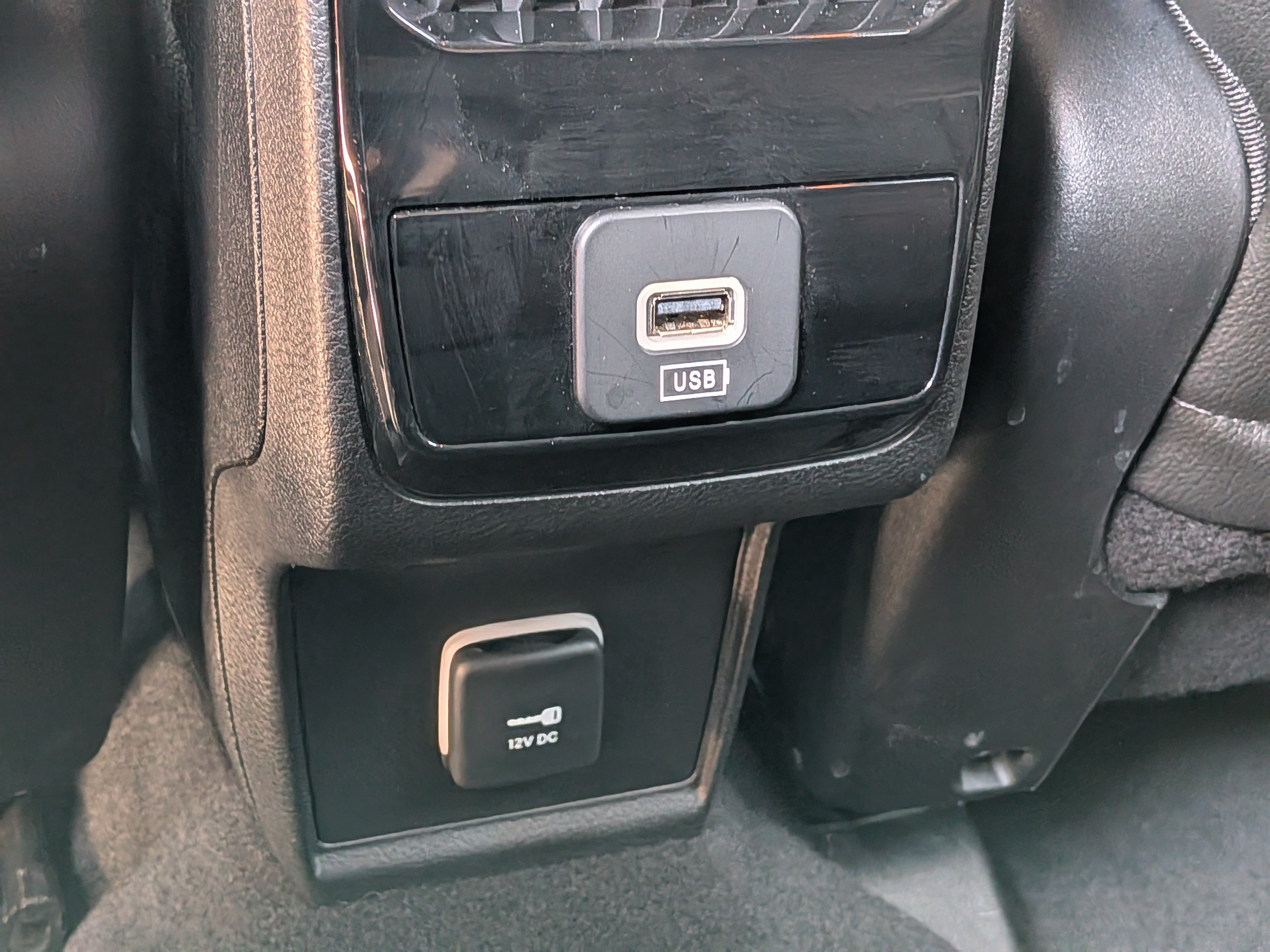 Used 2022 Jeep Compass Limited AWD/4WD image 16