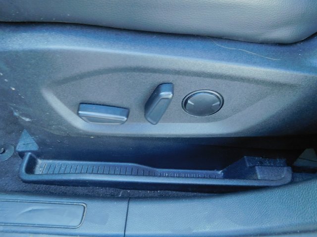 Used 2023 Ford Edge SEL image 22