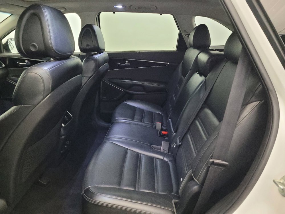 Used 2016 Kia Sorento SX AWD/4WD image 18