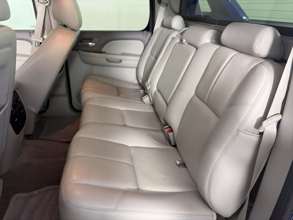 Used 2013 Chevrolet Avalanche LT w/ Texas Edition RWD image 13