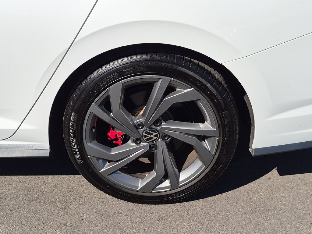 Used 2023 Volkswagen Jetta GLI Autobahn FWD image 32
