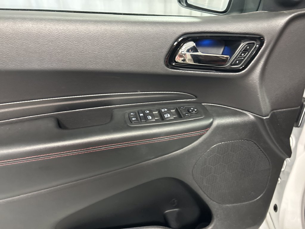 Used 2025 Dodge Durango GT AWD/4WD image 14