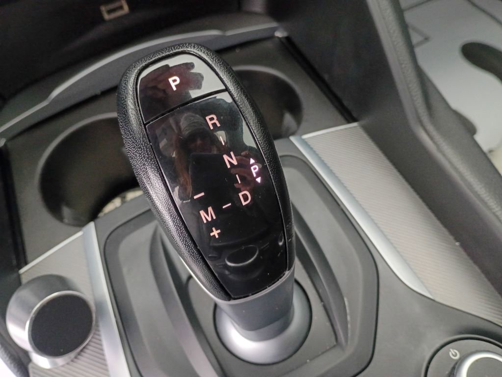 Used 2017 Alfa Romeo Giulia AWD image 24