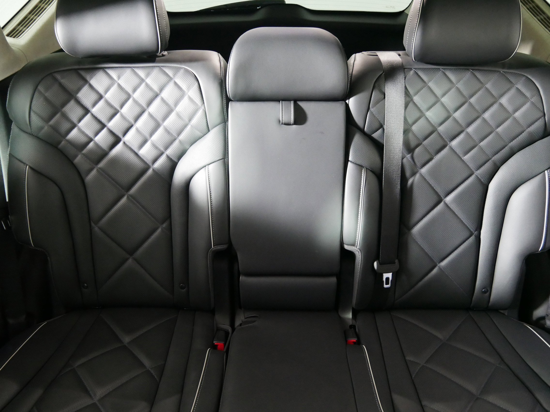Used 2025 Genesis GV80 3.5T Prestige AWD/4WD image 13
