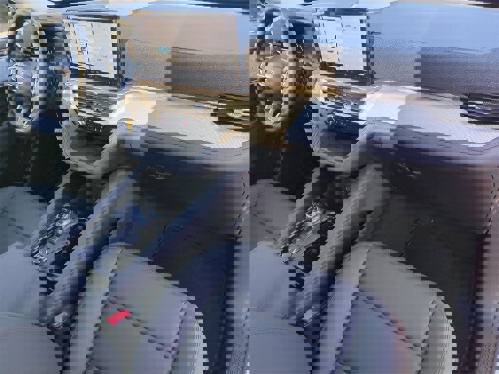 New 2026 Ford Explorer Active w/ Active Comfort Package image 46