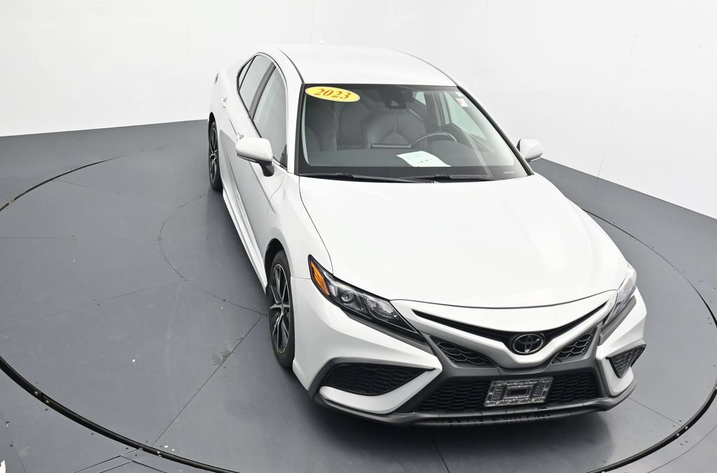 Used 2023 Toyota Camry SE FWD image 24