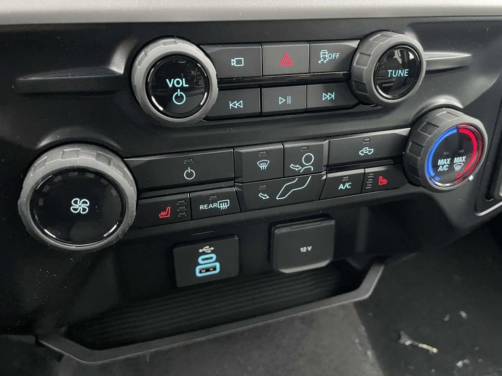 New 2026 Ford F250 XLT w/ XLT Premium Package image 8