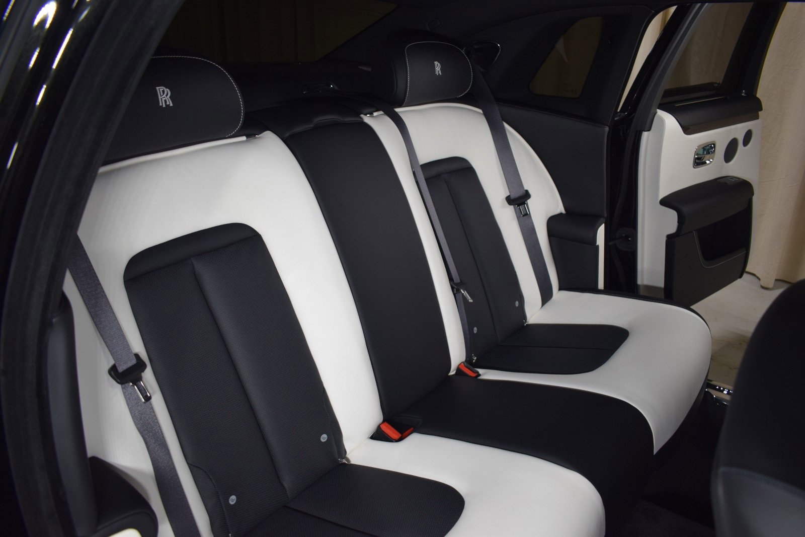 Certified 2024 Rolls-Royce Ghost image 20