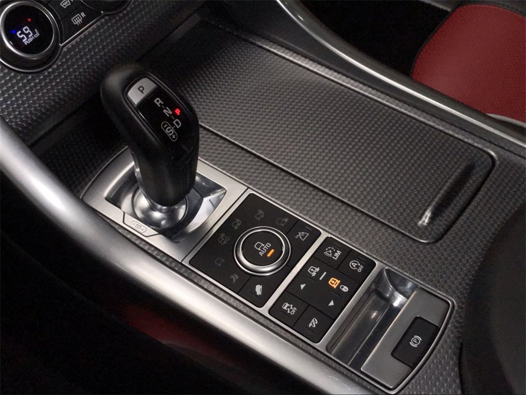 Used 2017 Land Rover Range Rover Sport SVR image 24