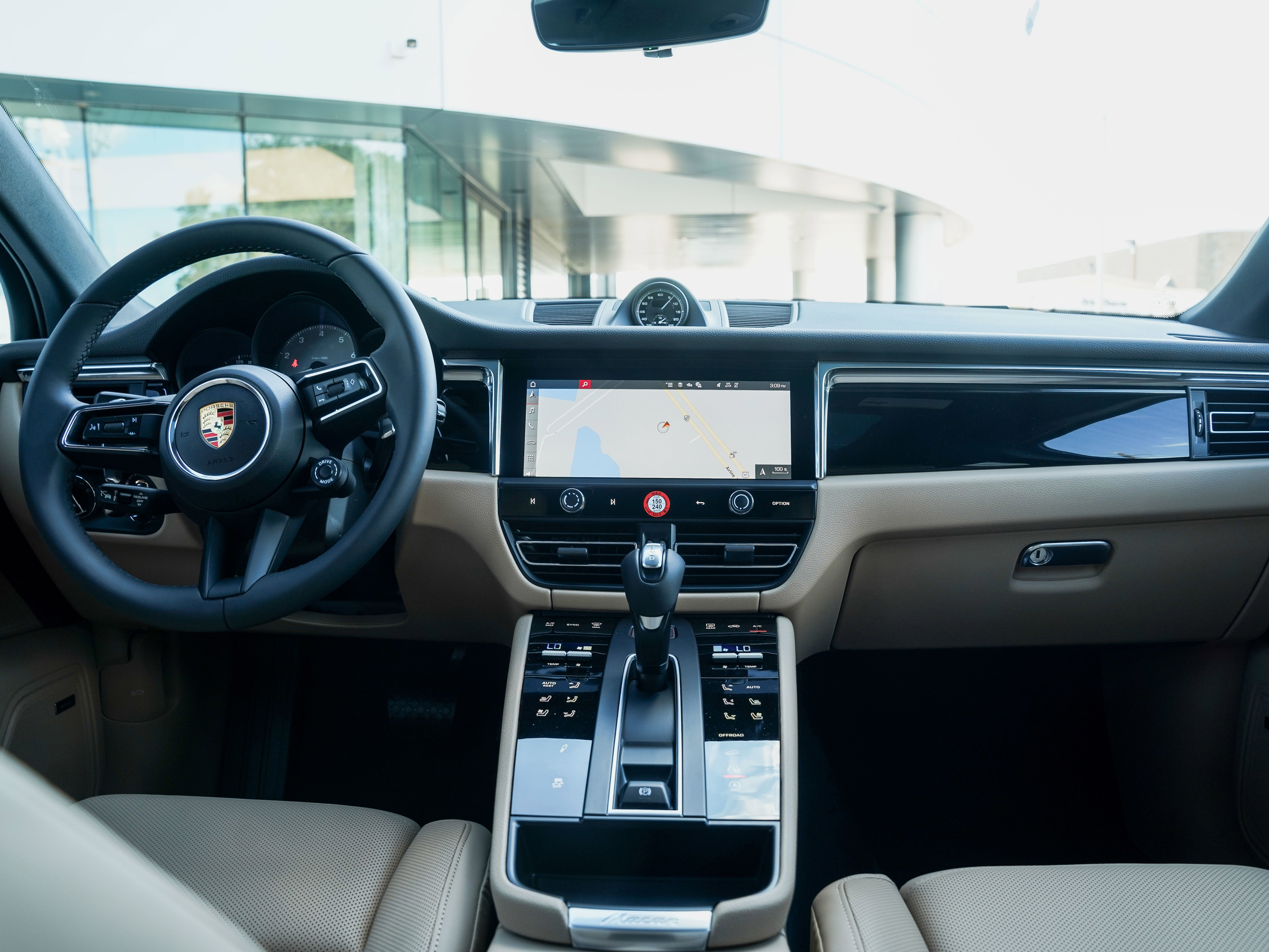 New 2026 Porsche Macan S image 24