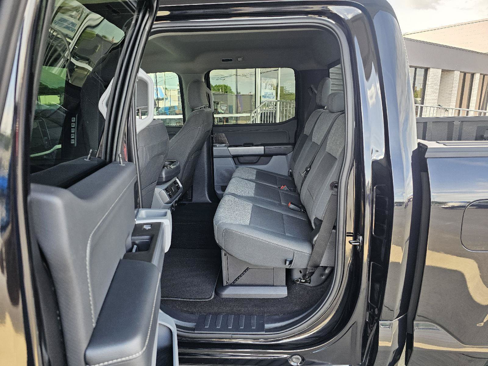 Used 2022 Ford F150 XLT w/ Equipment Group 302A High AWD/4WD image 17