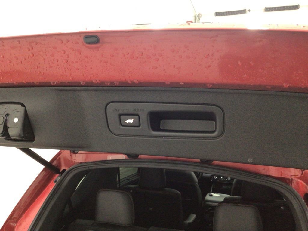 Used 2025 Honda Pilot TrailSport image 30