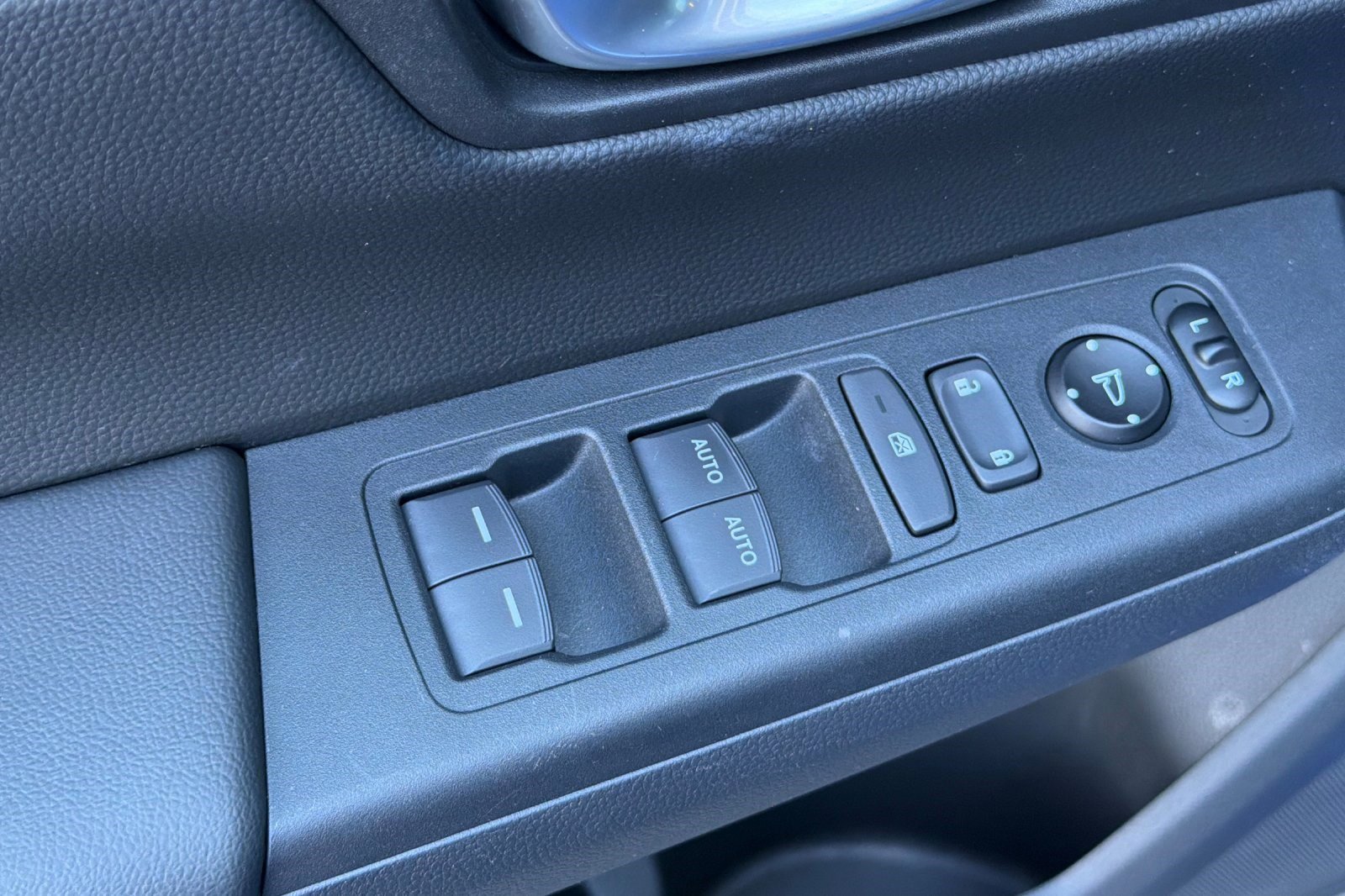 Used 2024 Honda CR-V Sport image 13