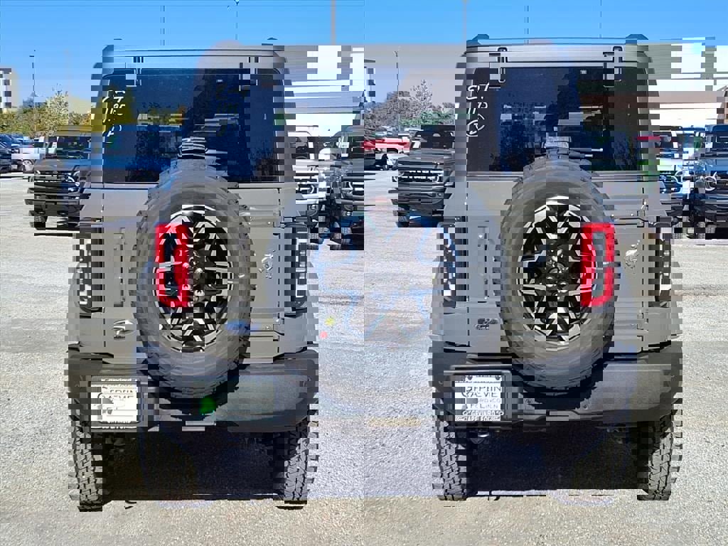 New 2025 Ford Bronco Outer Banks image 5