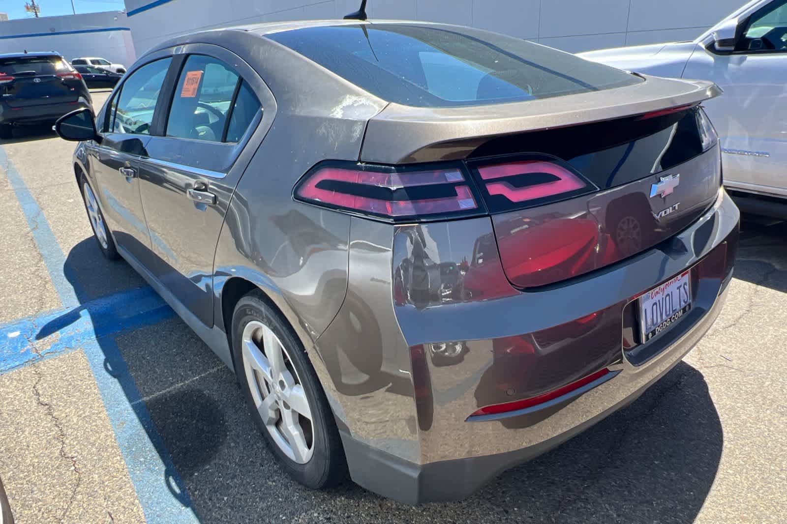 Used 2014 Chevrolet Volt Premium w/ Premium Trim Package FWD image 6