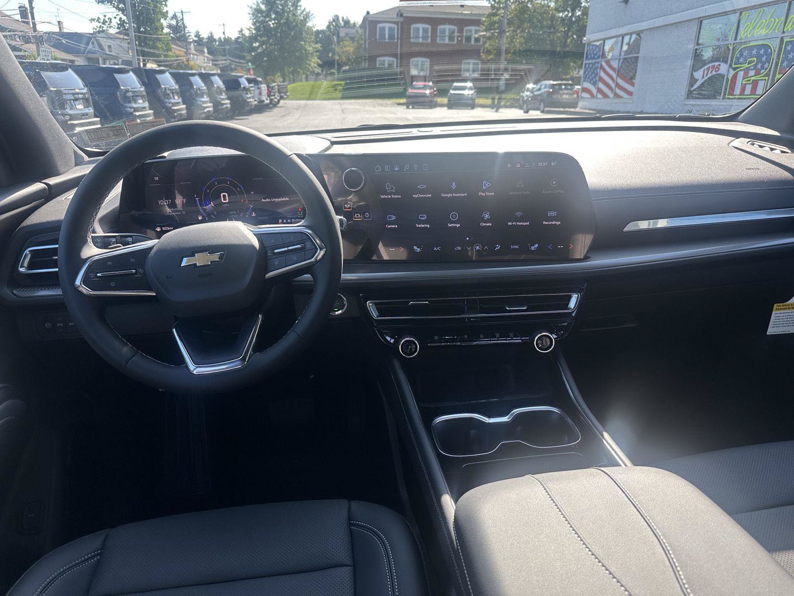 New 2027 Chevrolet Traverse LT w/ Driver Confidence Package AWD/4WD image 17
