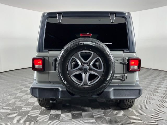 Used 2023 Jeep Wrangler Unlimited Sport AWD/4WD image 12