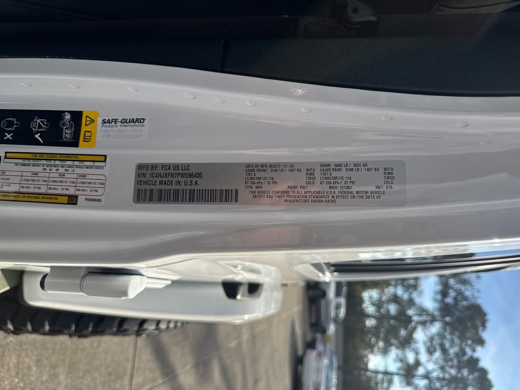 Used 2023 Jeep Wrangler Unlimited Rubicon image 35