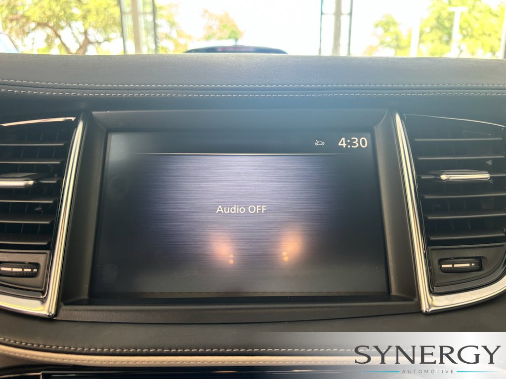 Certified 2023 INFINITI QX55 Luxe w/ Accent Package AWD/4WD image 11