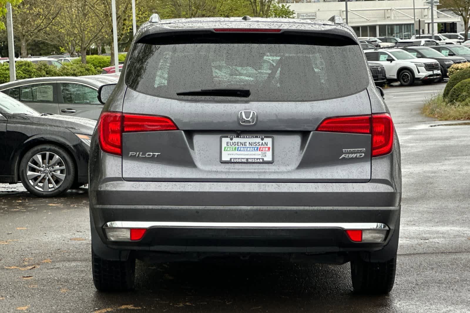 Used 2016 Honda Pilot Touring image 7