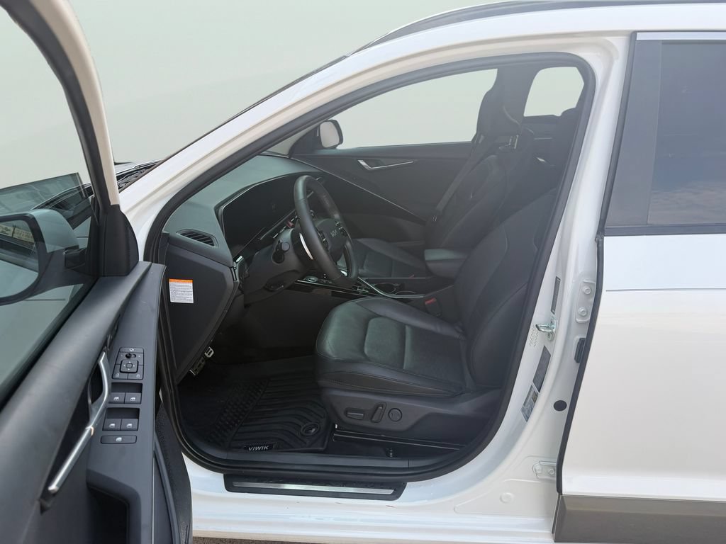 Used 2023 Kia Niro Wave FWD image 11