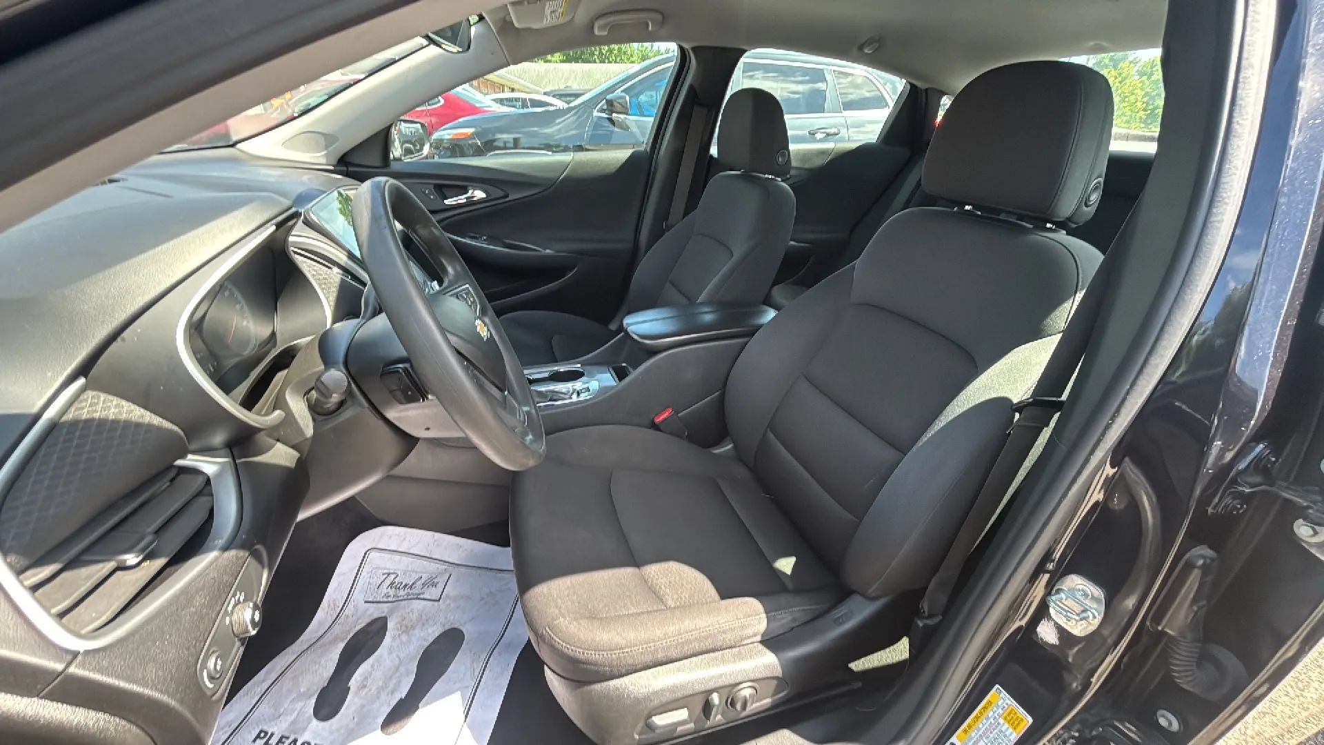 Used 2023 Chevrolet Malibu LT w/ Driver Confidence Package FWD image 9