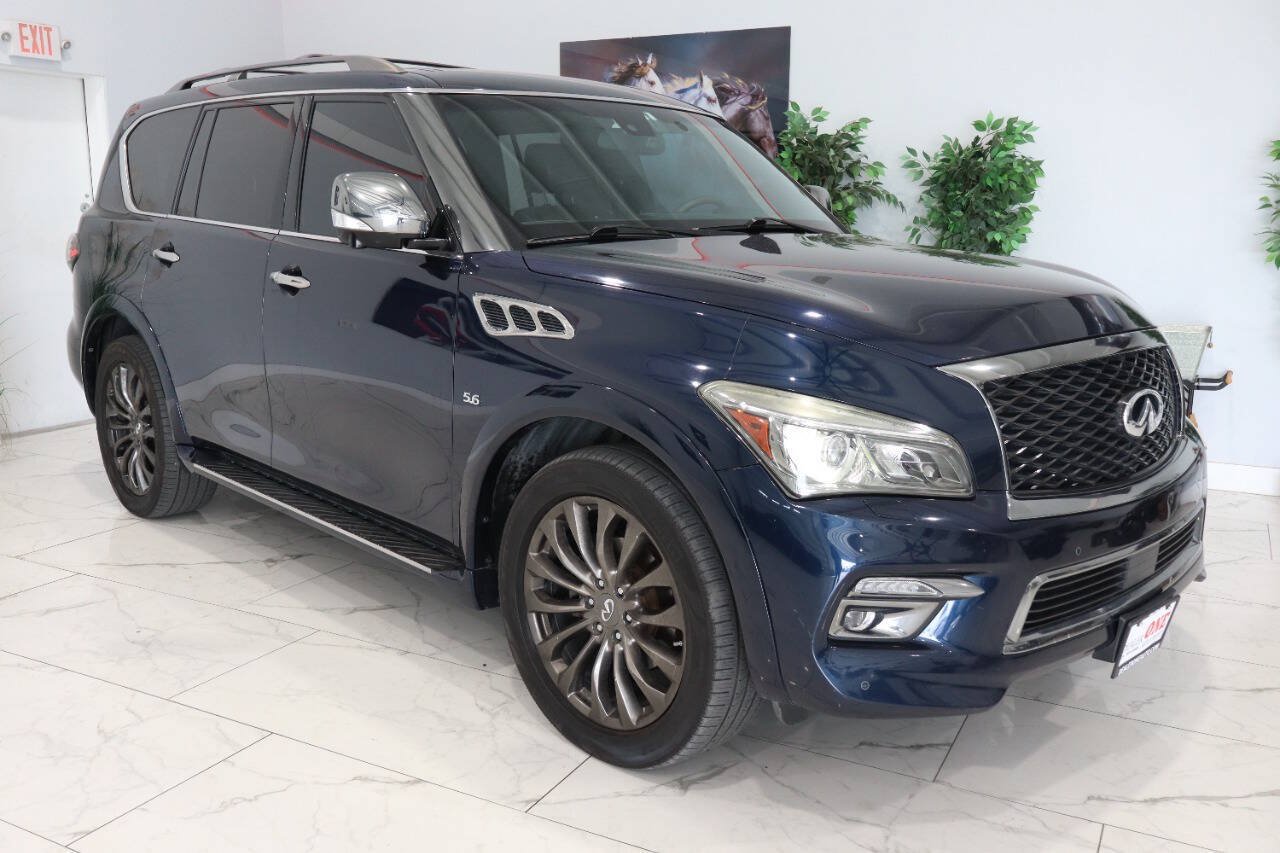 Used 2017 INFINITI QX80 Limited AWD/4WD image 2