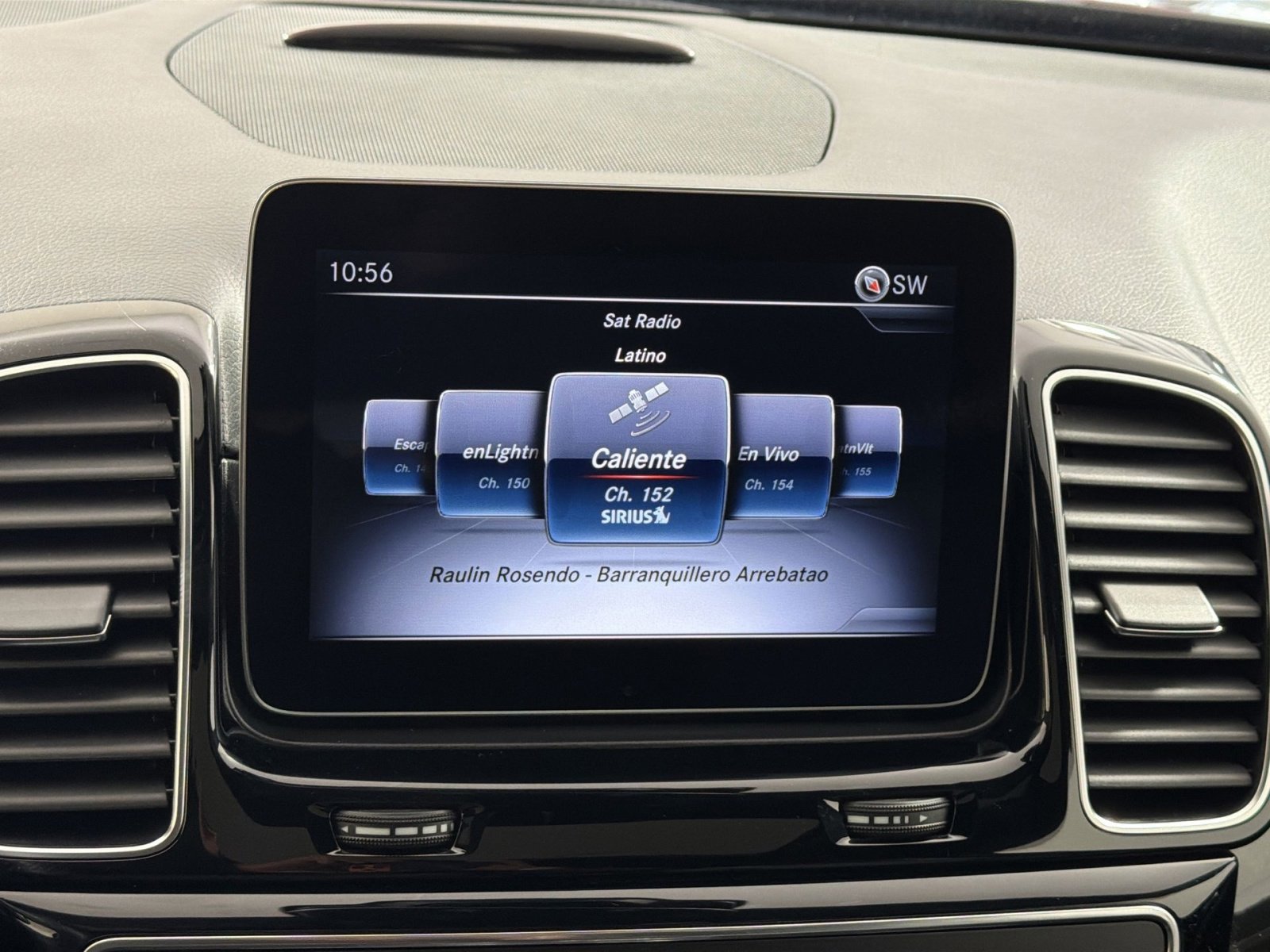 Used 2018 Mercedes-Benz GLE 350 4MATIC image 18