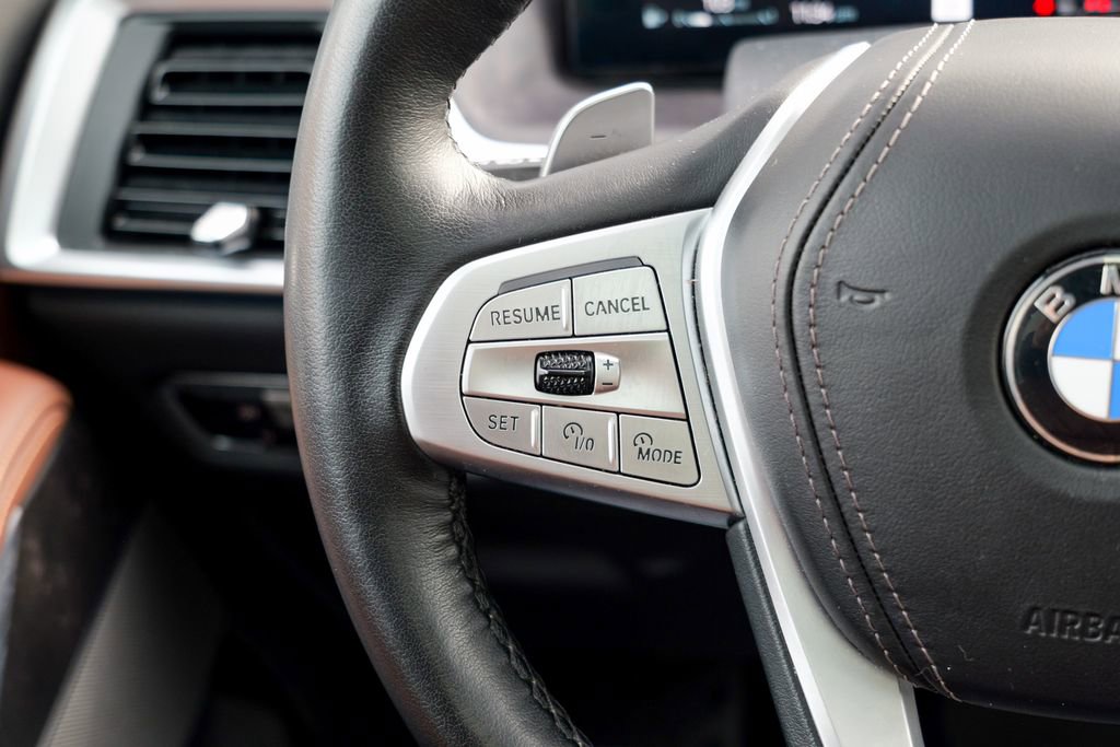 Used 2023 BMW X7 xDrive40i w/ Premium Package image 49