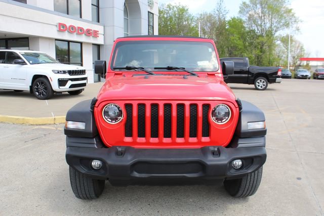 Used 2023 Jeep Wrangler Sport S image 7